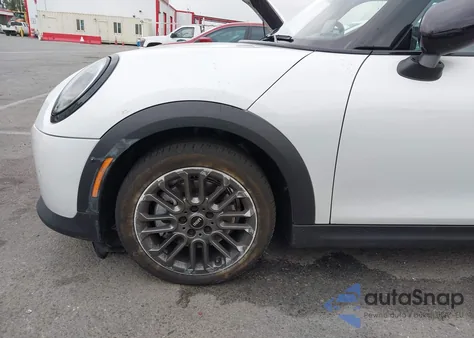 2026 Mini Hardtop Cooper S из США, поврежденный, VIN WMW23GD08T2Y04541